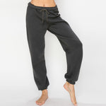 FEARLESS Oversized Sweatpants - VIMMIA